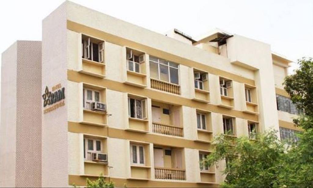 Hotel Ram International Puducherry Exterior foto